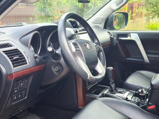 2017 Toyota Land Cruiser Prado 150 Series Рестайлинг 1, чёрный, 4200000 рублей, вид 5