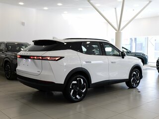2026 Omoda C7, белый, 3499000 рублей, вид 4