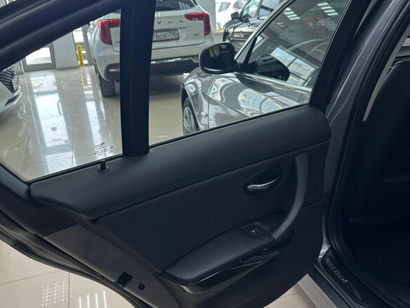 2010 BMW 3 серии 325i V (E90/E91/E92/E93) Рестайлинг, серый - вид 17