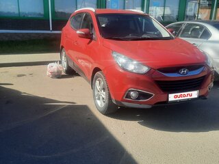 2012 Hyundai ix35 I, красный, 1000000 рублей, вид 3