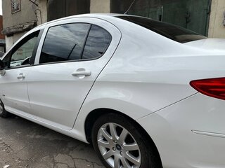 2016 Peugeot 408 I, белый, 800000 рублей, вид 4
