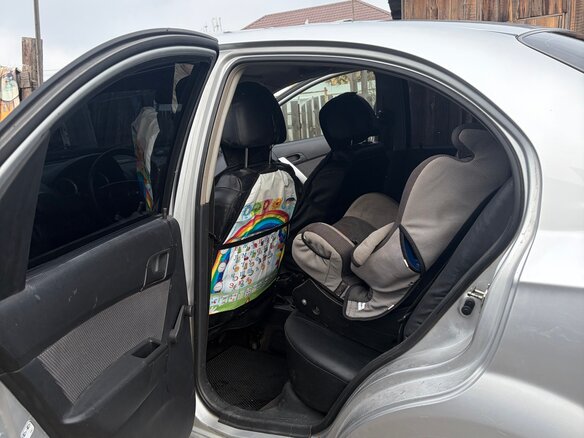 2010 Chevrolet Aveo I Рестайлинг, серебристый, 350000 рублей - вид 8