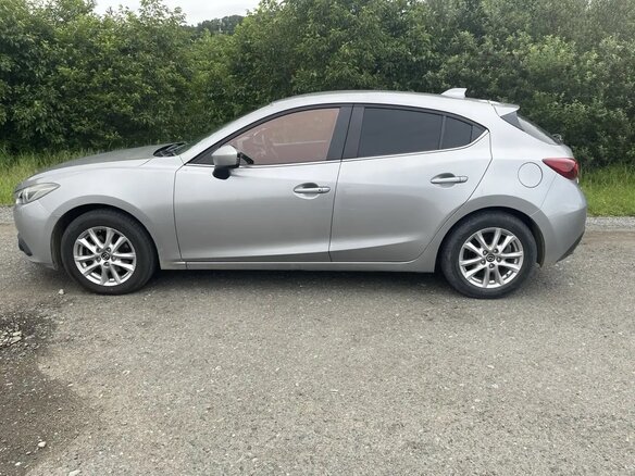 2014 Mazda Axela III, серый, 1100000 рублей - вид 4