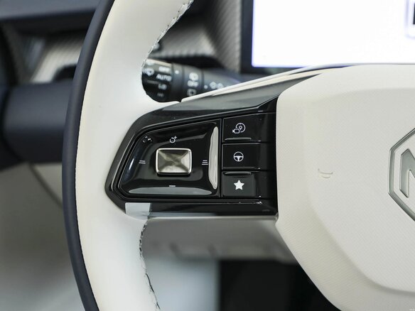2026 MG 4 EV 53.95 kWh II, серый, 2490000 рублей - вид 12