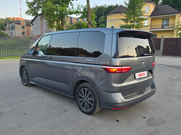 2022 Volkswagen Multivan T7, серый, 5890000 рублей - вид 6