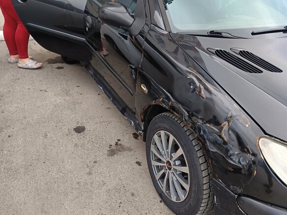 2006 Peugeot 206, чёрный - вид 1