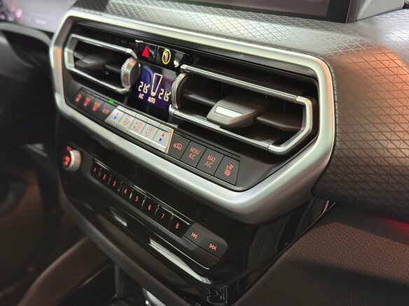 2025 BMW X4 20i II (G02) Рестайлинг, чёрный, 8550000 рублей - вид 12
