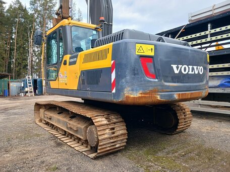 2020 Volvo EC, жёлтый, 7990000 рублей, вид 2
