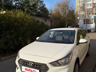 2018 Hyundai Solaris II, белый, 1200000 рублей, вид 1
