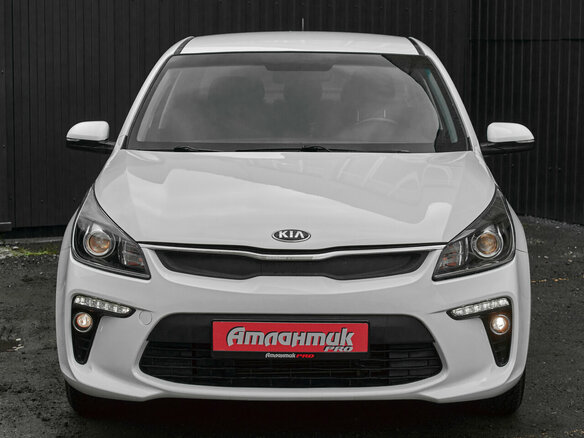 2017 Kia Rio IV, белый, 1160000 рублей - вид 2