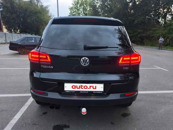 2014 Volkswagen Tiguan I Рестайлинг, чёрный - вид 3