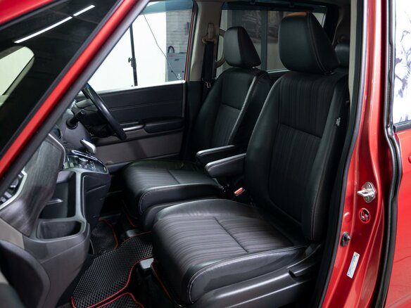 2018 Honda Freed II, красный, 1310000 рублей - вид 12