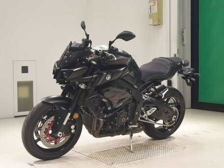2019 Yamaha MT-10, чёрный, 1277000 рублей, вид 4