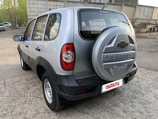 2009 Chevrolet Niva I Рестайлинг, серый, 470000 рублей, вид 5