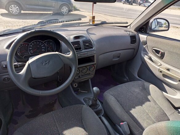 2011 Hyundai Accent ТагАЗ II, чёрный, 250000 рублей - вид 10