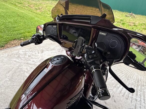 2024 Harley-Davidson CVO Street Glide, коричневый, 3850000 рублей - вид 9