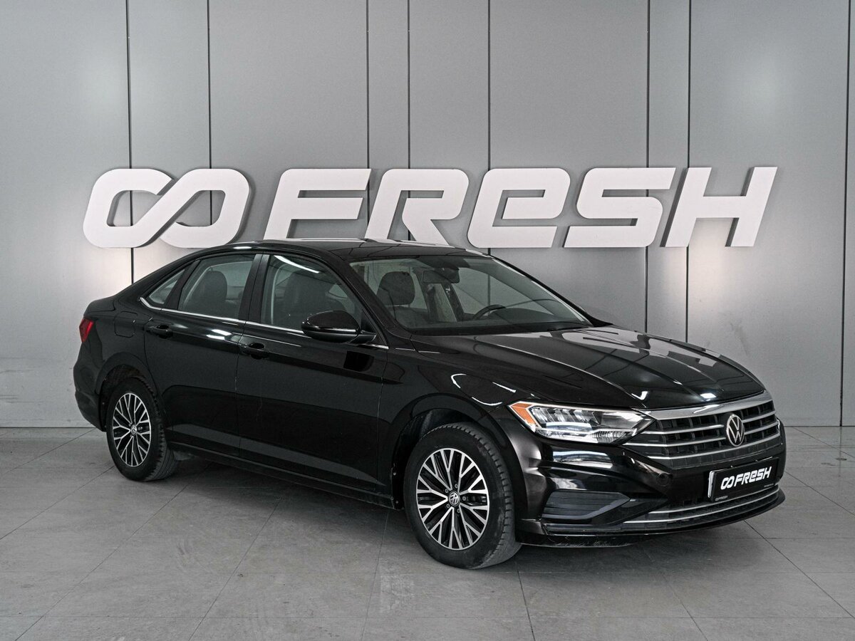 Открыть фотографии: Volkswagen Jetta VII