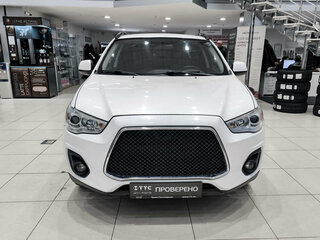 2013 Mitsubishi ASX I Рестайлинг, белый, 850000 рублей, вид 2
