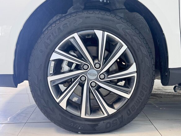 2022 Geely Vision X6 Pro, белый - вид 14