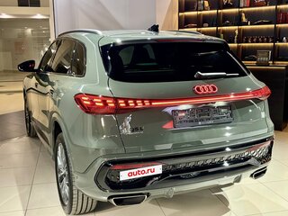 2026 Audi Q5 40 TFSI III (GU), зелёный, 5710000 рублей, вид 3