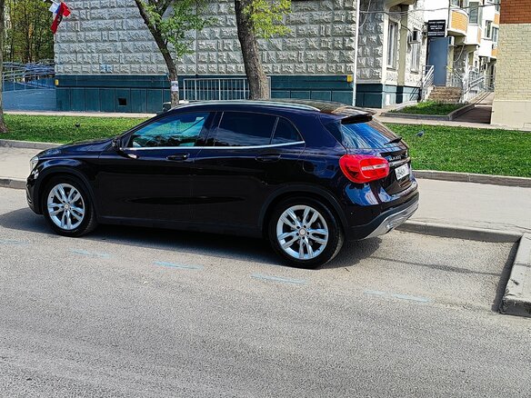 2014 Mercedes-Benz GLA 200 I (X156), фиолетовый, 2250000 рублей - вид 6