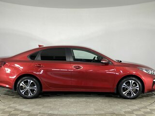 2020 Kia Cerato IV, красный, 2040000 рублей, вид 5