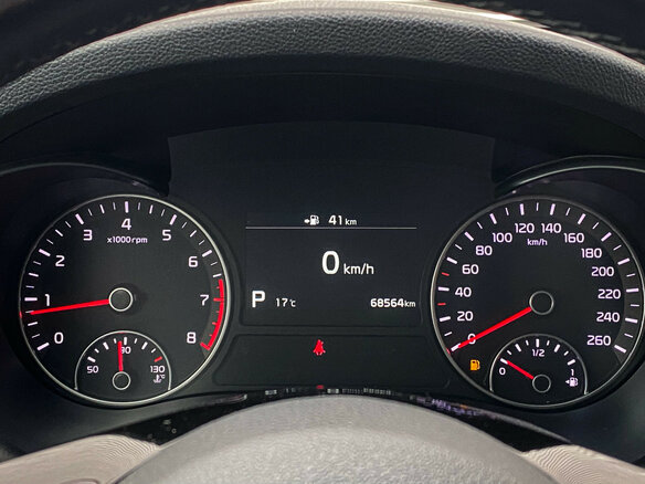 2018 Kia Optima IV Рестайлинг, белый, 2200000 рублей - вид 11
