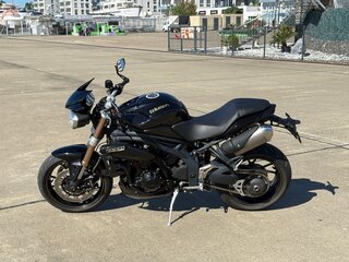 2014 Triumph Speed Triple, чёрный, 599000 рублей, вид 3