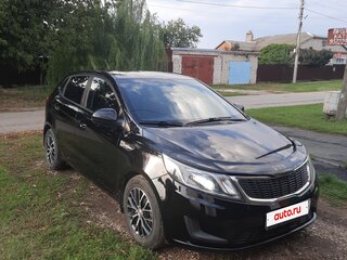 2013 Kia Rio III, чёрный, 970000 рублей, вид 2