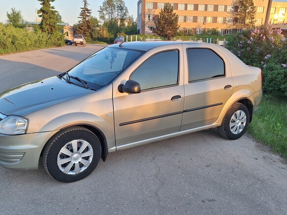 2011 Renault Logan I Рестайлинг, бежевый, 525000 рублей - вид 5