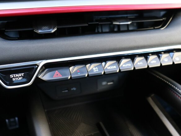 2023 Geely Coolray I Рестайлинг, серый, 2300000 рублей - вид 17