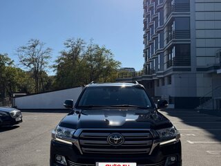 2016 Toyota Land Cruiser 200 Series Рестайлинг 2, чёрный, 5990000 рублей, вид 2