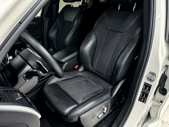 2018 BMW X3 20d xDrive III (G01), белый, 3750000 рублей - вид 12