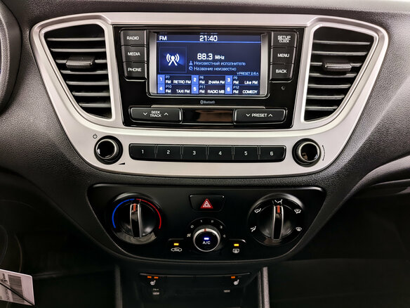 2022 Hyundai Solaris II Рестайлинг, белый, 1580000 рублей - вид 14