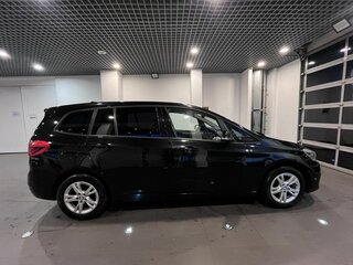 2019 BMW 2 серии Gran Tourer Gran Tourer 216i F46 Рестайлинг, чёрный, 1650000 рублей, вид 2
