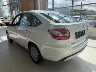 2026 Lada (ВАЗ) Granta I Рестайлинг, белый, 1098000 рублей, вид 3