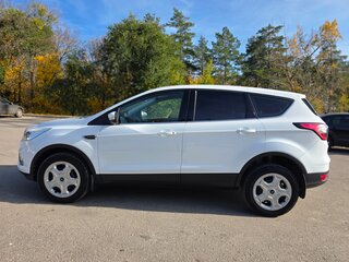 2018 Ford Kuga II Рестайлинг, белый, 1720000 рублей, вид 5