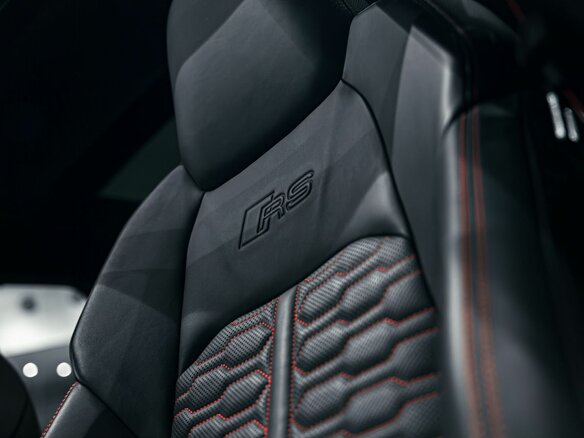 2022 Audi RS 6 IV (C8), белый, 13200000 рублей - вид 16