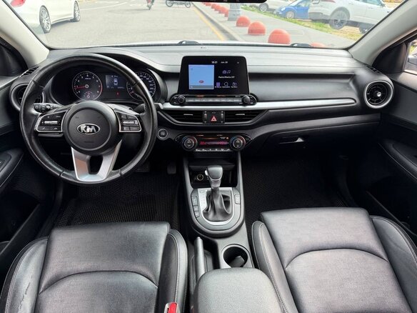 2020 Kia K3 II, белый, 1850000 рублей - вид 4