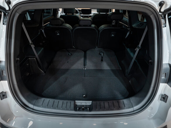 2026 Geely Okavango I Рестайлинг, белый, 4085990 рублей - вид 14