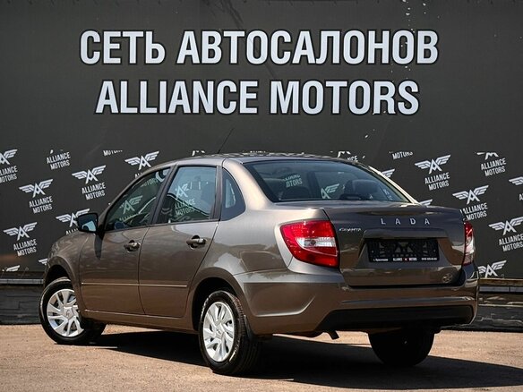 2024 Lada (ВАЗ) Granta I Рестайлинг, коричневый - вид 4