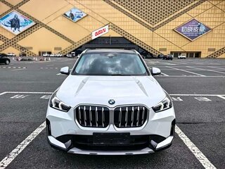 2023 BMW X1 Long 20Li sDrive III (U11/U12), белый, 3270000 рублей, вид 2