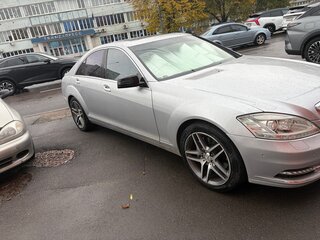 2006 Mercedes-Benz S-Класс 320 V (W221), серебристый, 1580000 рублей, вид 4