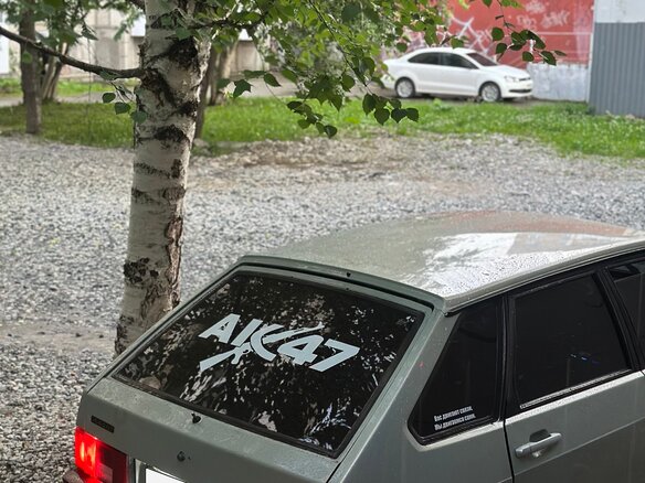 2002 Lada (ВАЗ) 21093i, серебристый, 160000 рублей - вид 12
