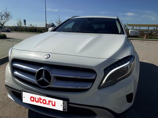 2015 Mercedes-Benz GLA 250 I (X156), белый, 1900000 рублей, вид 3