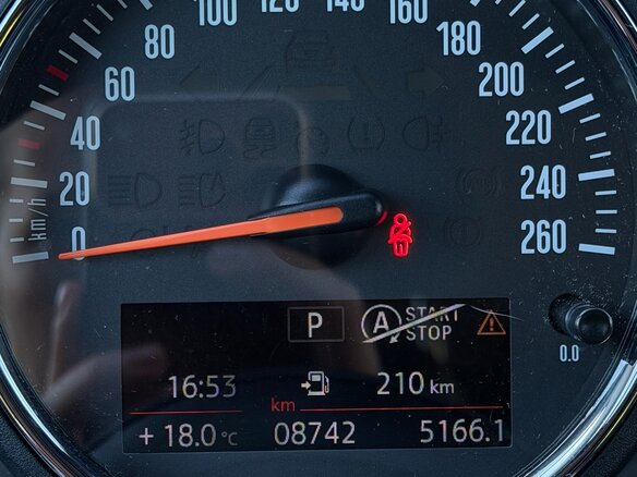 2022 Mini Countryman Cooper S II Рестайлинг, синий, 4150000 рублей - вид 4