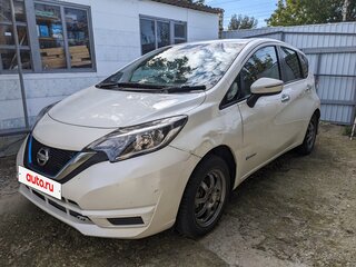 2017 Nissan Note e-Power II Рестайлинг, белый, 800000 рублей, вид 2