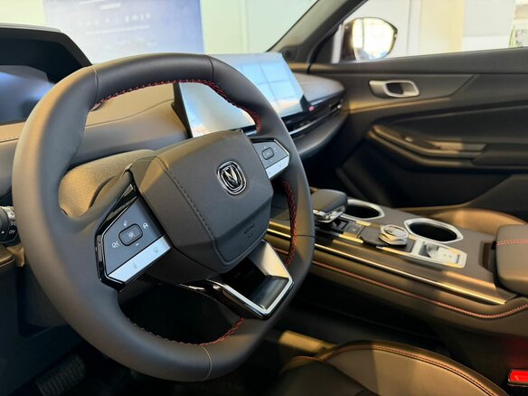2026 Changan UNI-S I, серебристый - вид 6