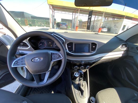 2024 Lada (ВАЗ) Vesta I Рестайлинг (NG), белый, 1250000 рублей - вид 6