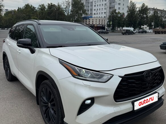 2021 Toyota Highlander IV (XU70), белый, 4870000 рублей - вид 4